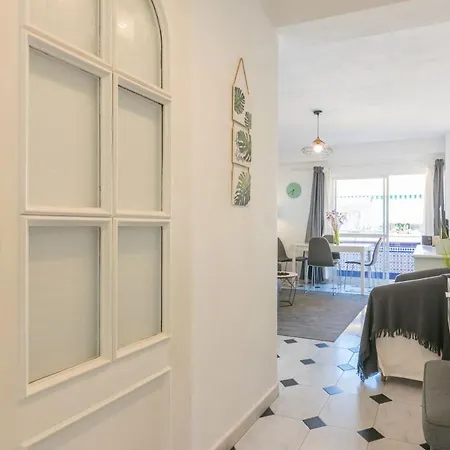 Piso De 2 Playa Bajadilla Centro * Marbella