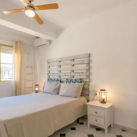 Apartment Piso De 2 Playa Bajadilla Centro *