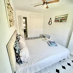 Charming Central Marbella Apartment 2 Min To Beach *